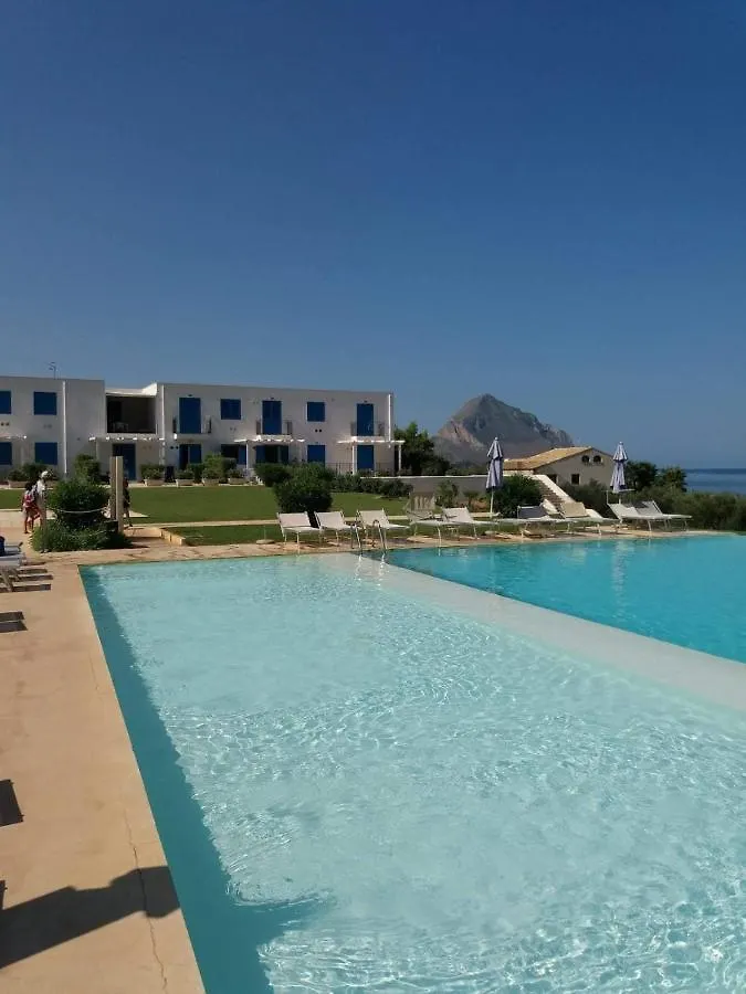 Central Apartment Macari Cala Azzurra Residence 0*,  Italy